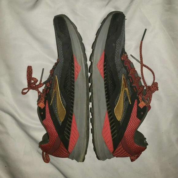 Brooks Cascadia 14 Women's‎ Trail Running Shoes Sneakers Red Size 9 B (Medium) - Picture 7 of 11